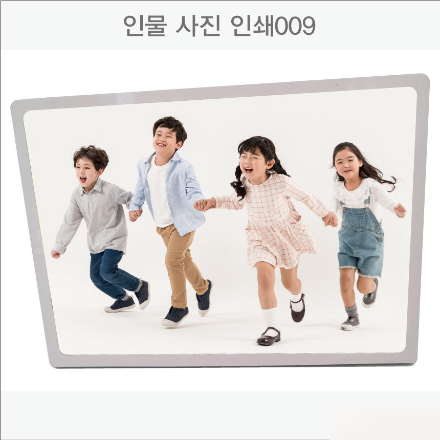 023. 인물 사진(Aluminum UV인쇄)